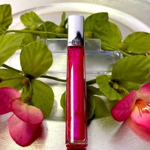 Revlon 💋 Ultra HD Lip Laquer  #515 HD Pink Ruby Gloss